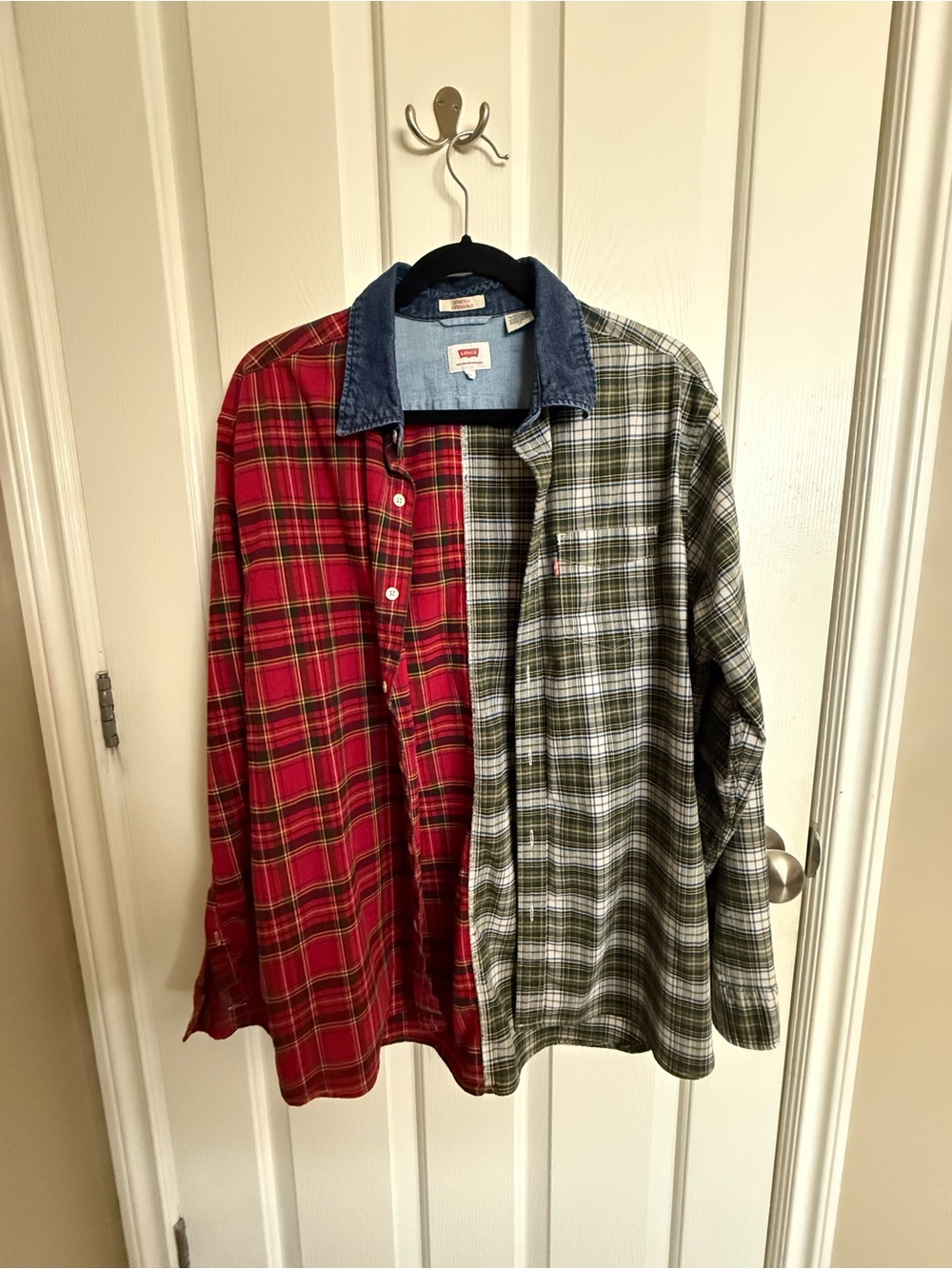 Levi's Contrast Plaid Button-Down Shirt - Red & Green with Denim Collar